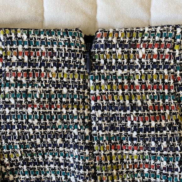 LOFT Tweed Zip Pocket Shift Skirt - Picture 5 of 7